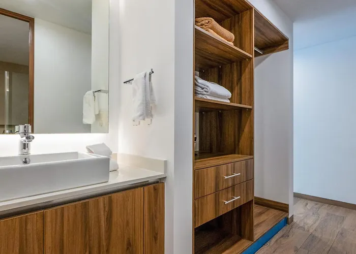 Hotel Emerald Escape Tl B103 Playa del Carmen